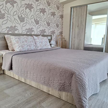 Hotel Tbilisi Apart Kültér fotó