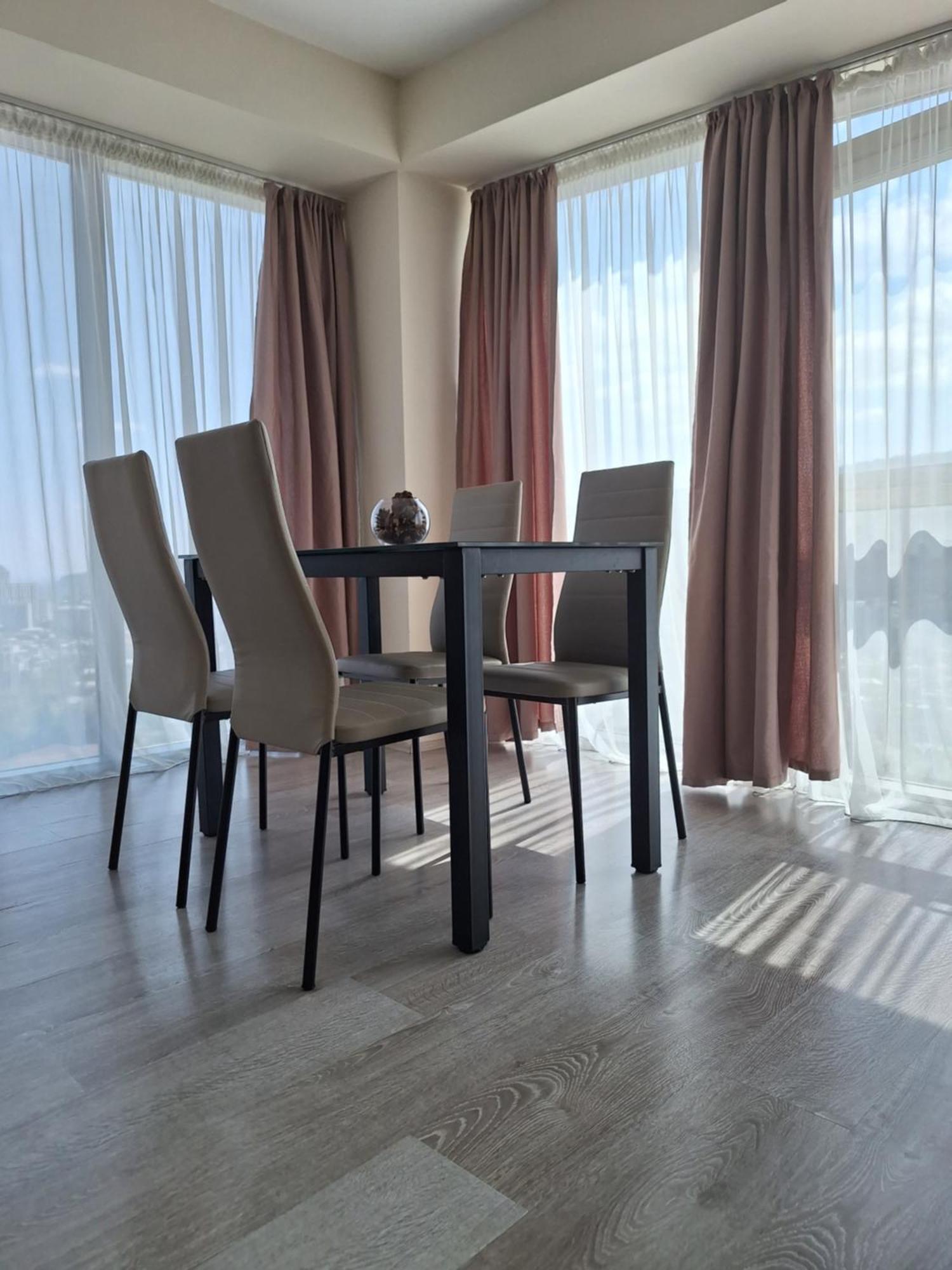 Hotel Tbilisi Apart Kültér fotó